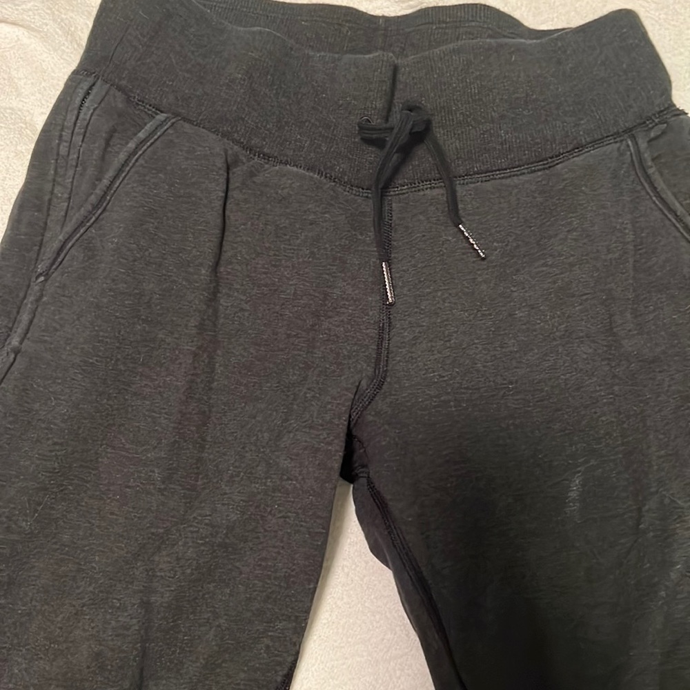 Lululemon zipper joggers